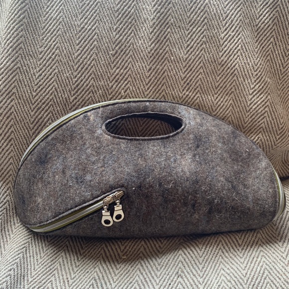 Josh Jakus UM Eco Felt Clutch Bag 13” x 7” - Picture 5 of 14